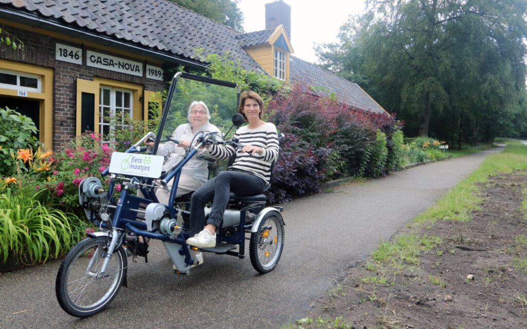 foto Fietsmaatjes in Schaarsbergen