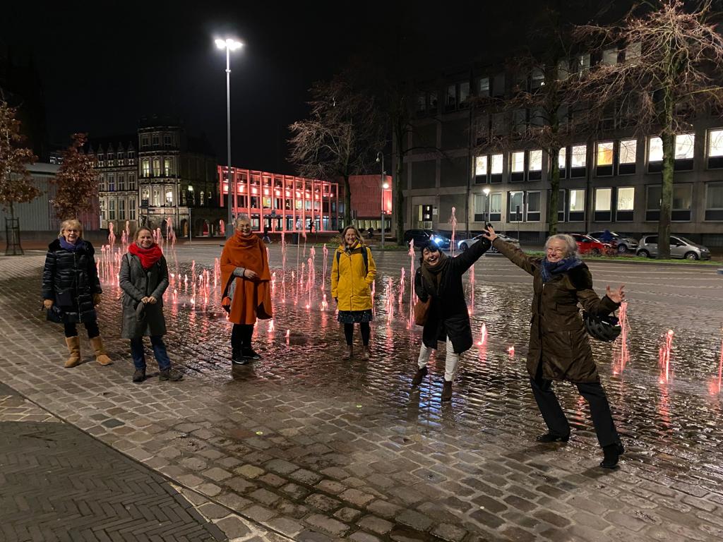 Soroptomisten in Arnhem tijdens Orange the World